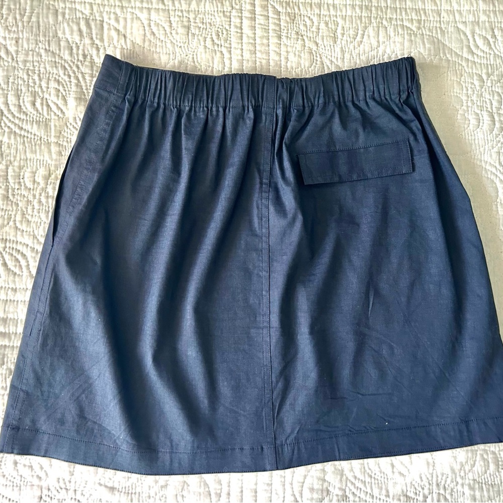Theory Navy Blue Linen Blend Mini Skirt in Medium, NWOT - Picture 2 of 5